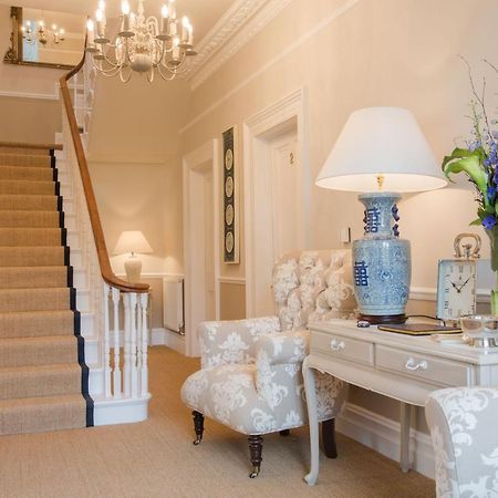 Grays Boutique B&B Bath Bagian luar foto Interior of the hotel