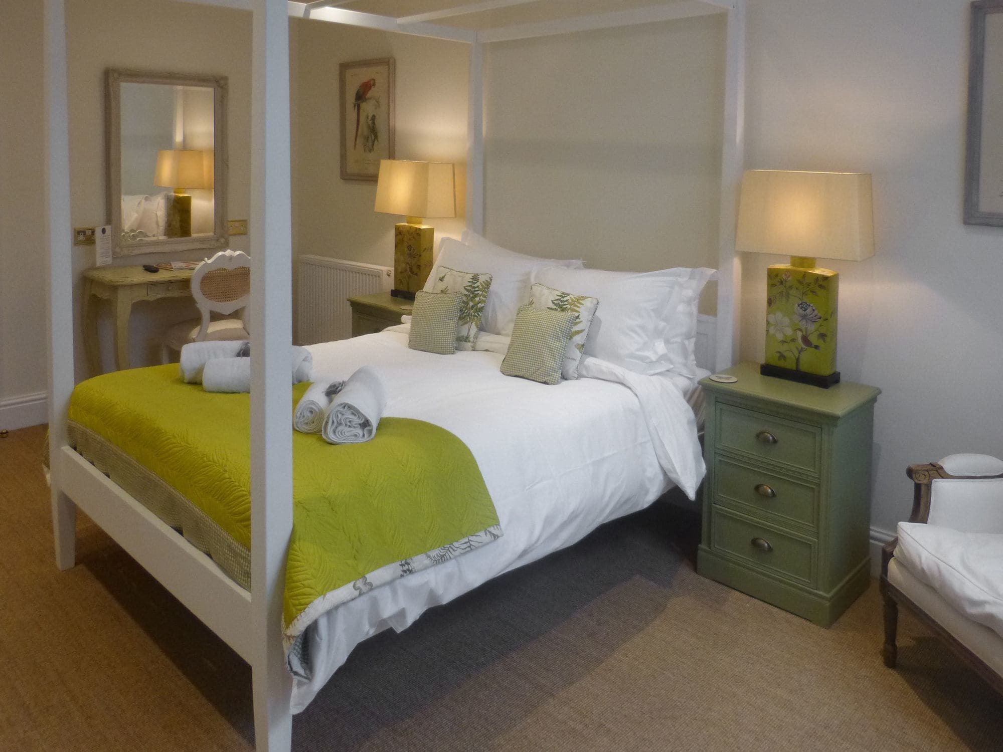 Grays Boutique B&B Bath Bagian luar foto A bedroom at The Old Post Office